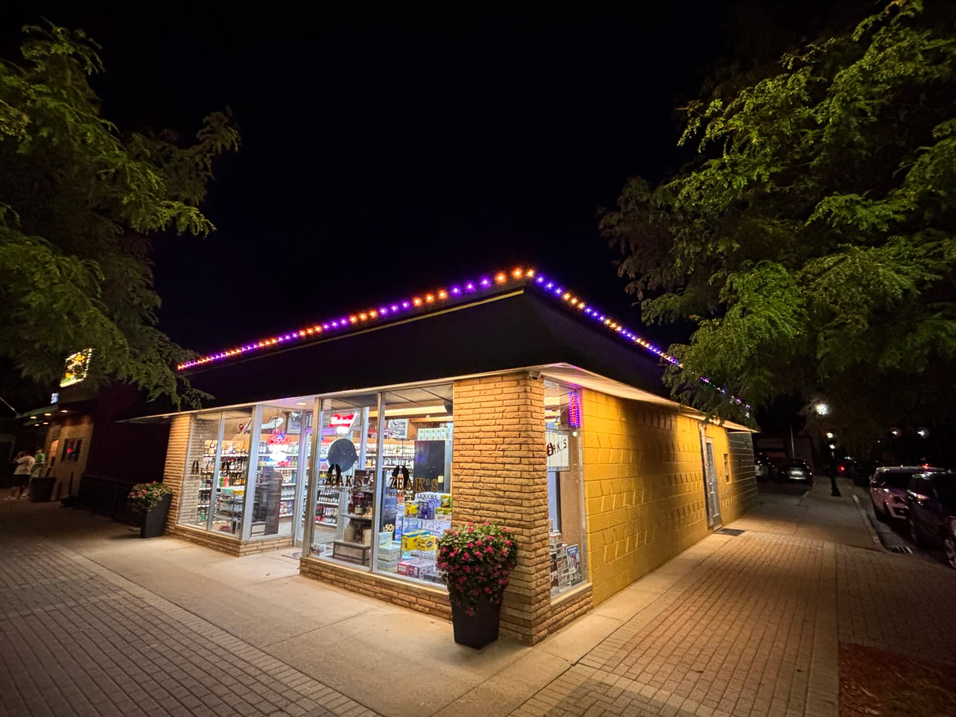 Oelo Permanent LED Lighting on a Local Storefront image