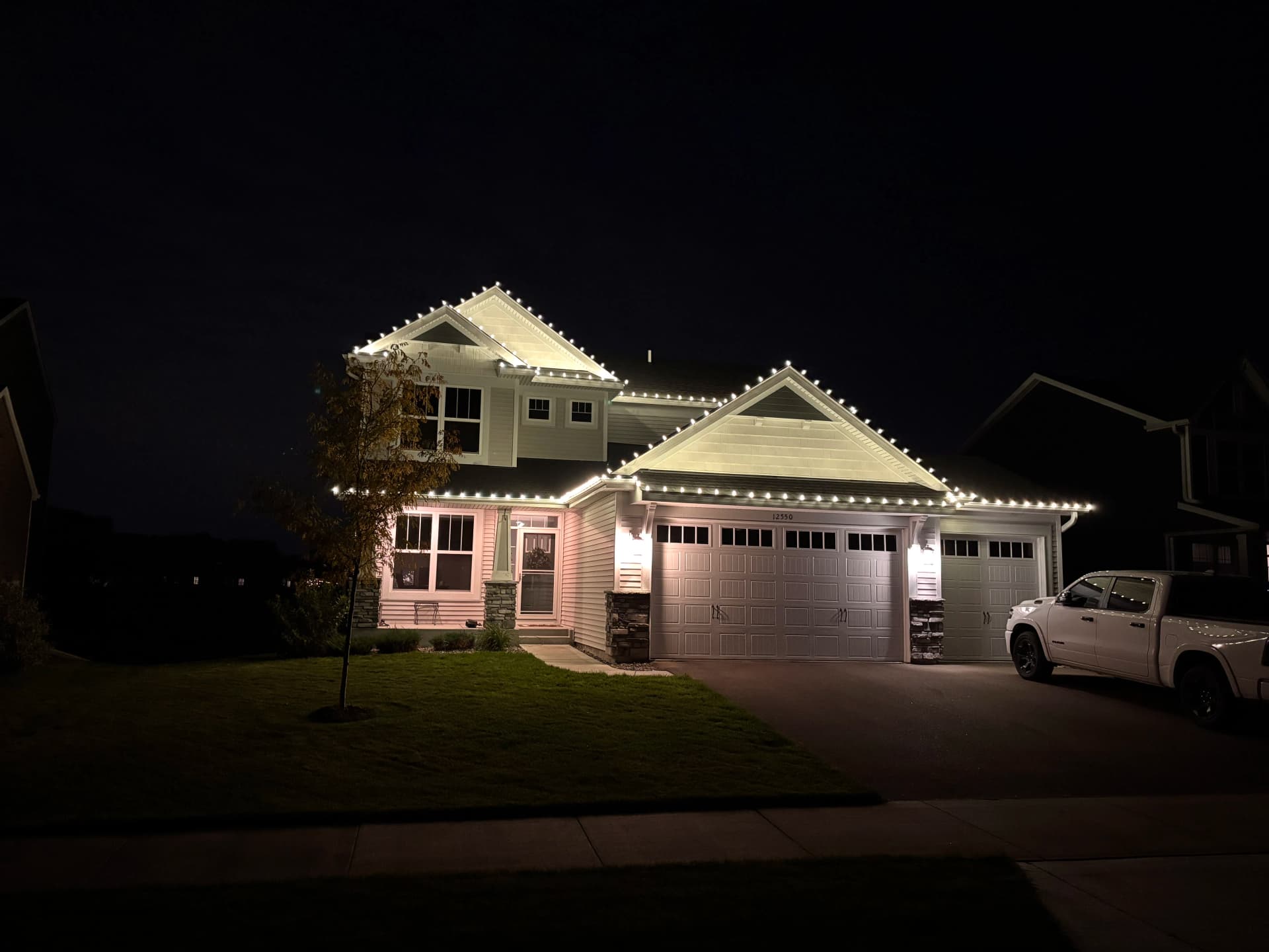 Clean Holiday Light Install That Actually Looks Good image